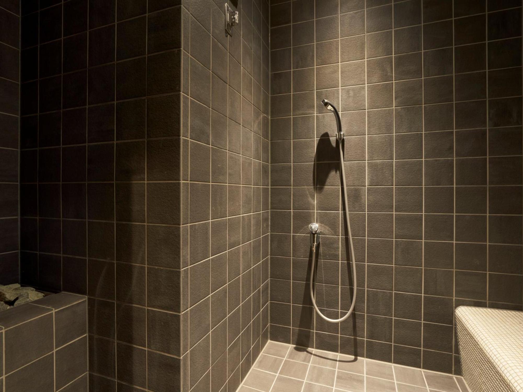 Cross Life Hakata Tenjin Hotel 3*