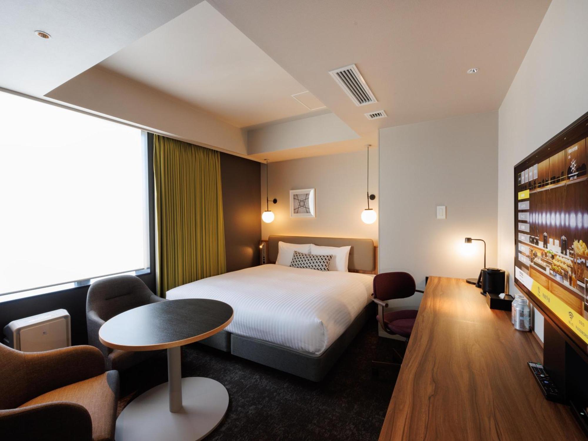 Cross Life Hakata Tenjin Fukuoka (Fukuoka)