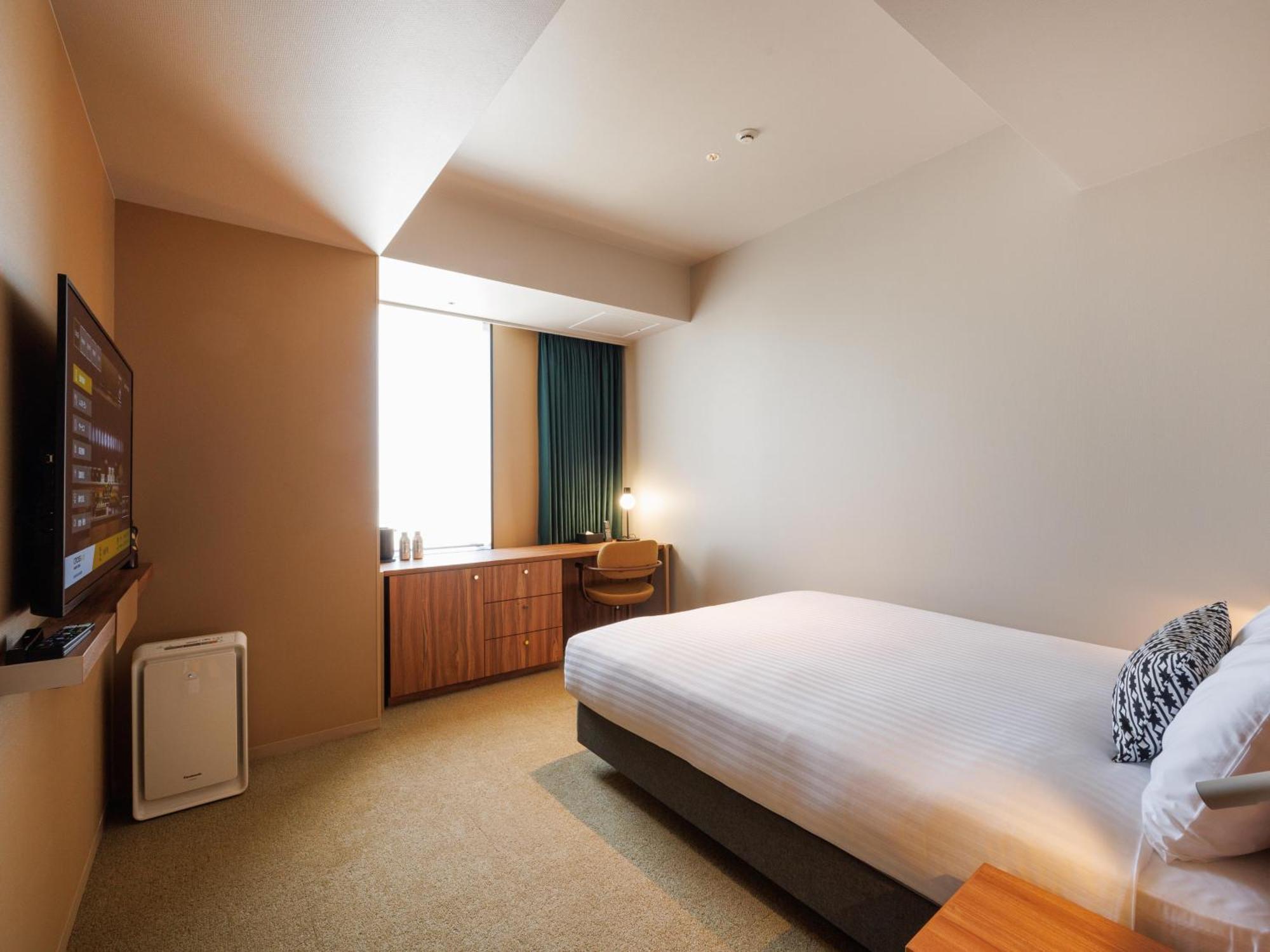 Cross Life Hakata Tenjin Hotel